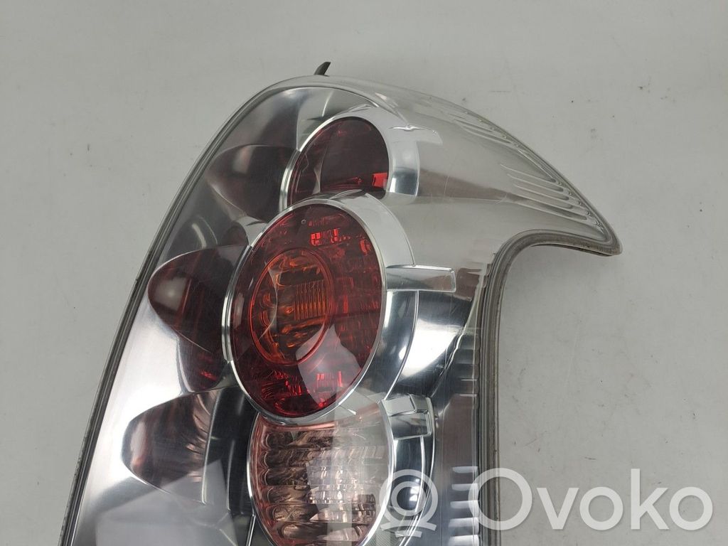 Toyota Corolla Verso E121 Takavalot 