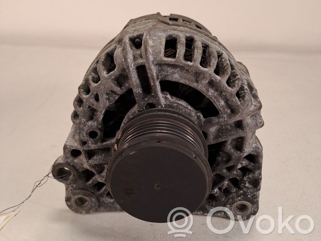 Alternator   038903023L,3677A