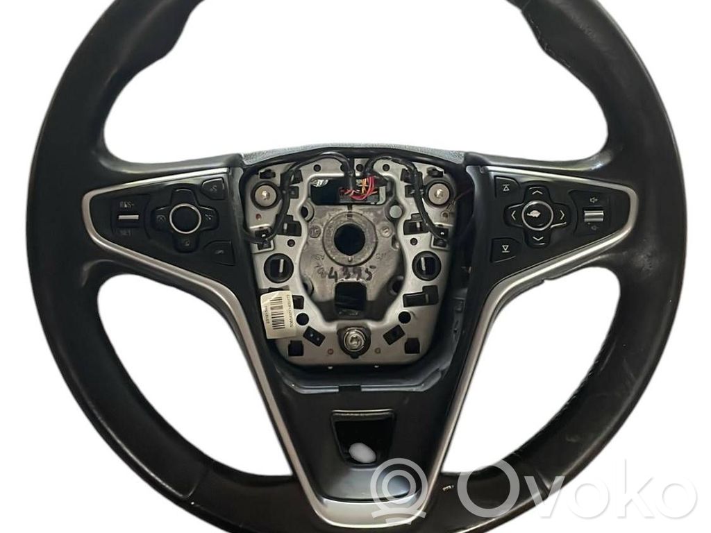 Opel Insignia A Ohjauspyörä 