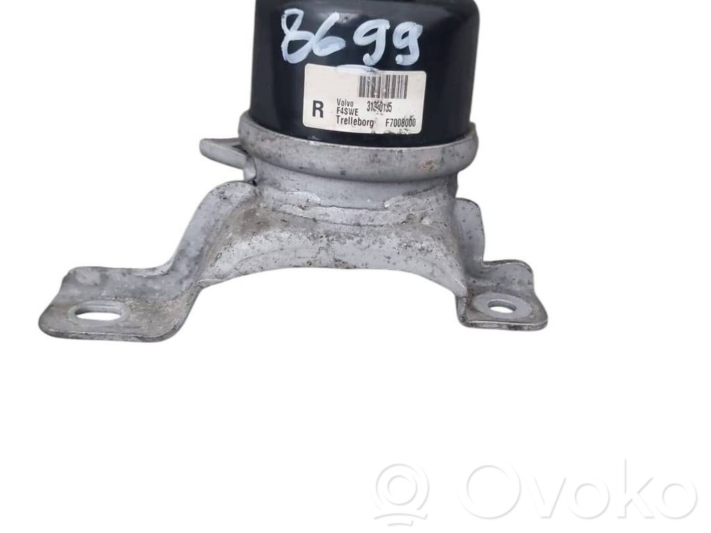 Engine mount bracket   F7008000,31250135