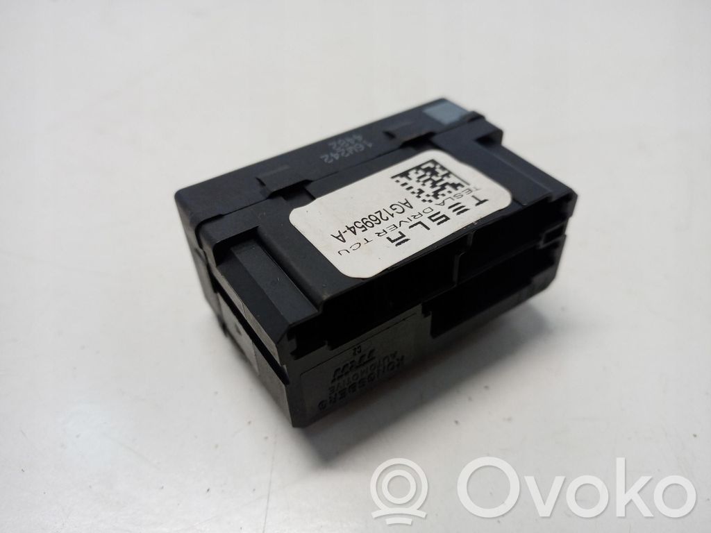 Tesla Model S Seat heating relay 