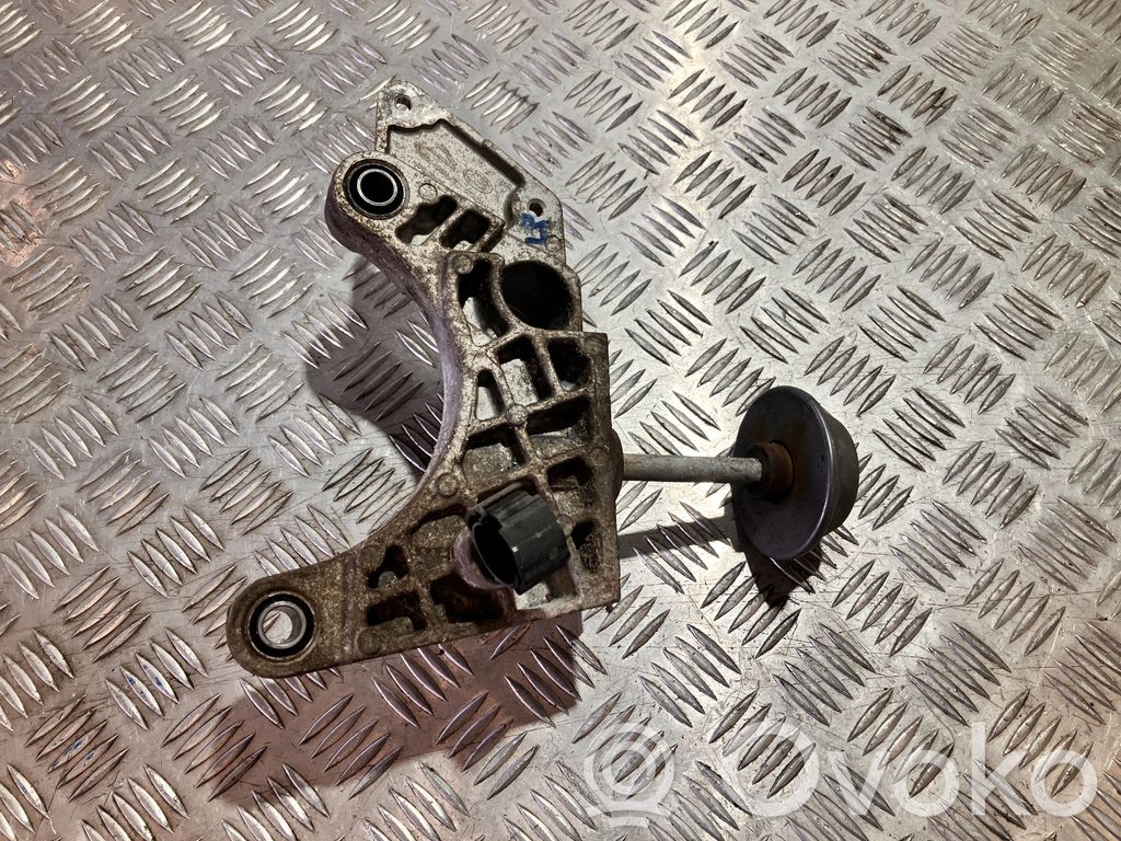 Jaguar I-Pace Engine mounting bracket 