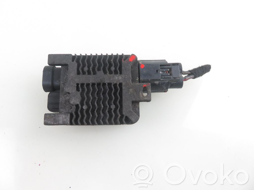 Dzesēšanas ventilatora relejs   940002906,940002906