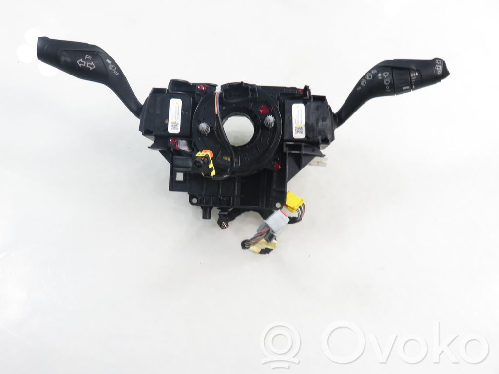 Commodo, commande essuie-glace/phare   AV6T13335AE,F1ET13N064AC,F1E717A553BA,AV6T13335AE,F1E717A553BA,F1ET13N064AC