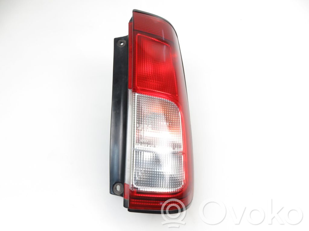 Suzuki Ignis Galinis žibintas kėbule 