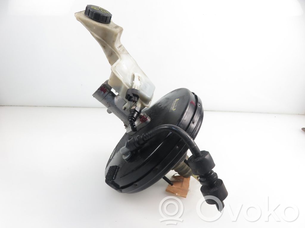 Mazda 3 I Servo-frein 