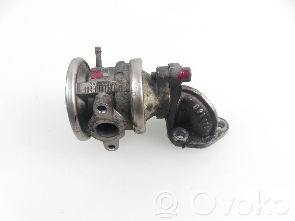 Audi A4 S4 B5 8D Supapă EGR 