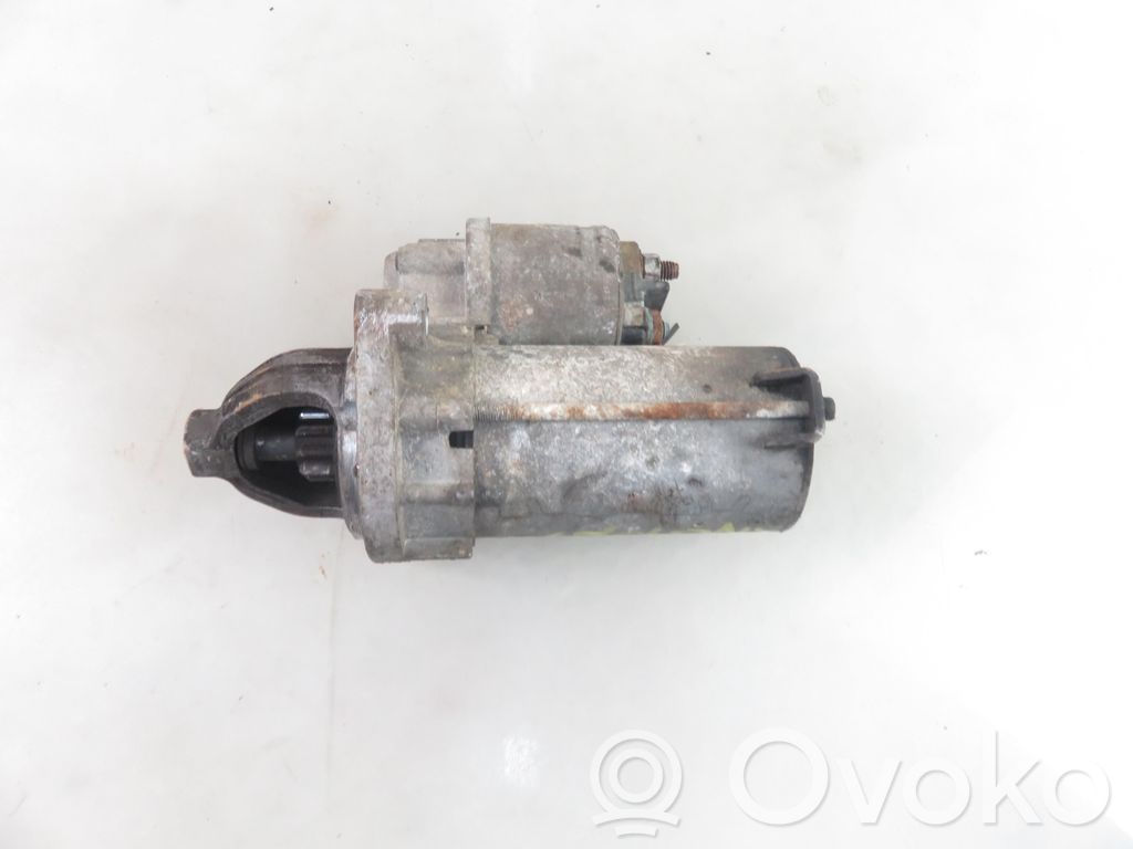 Suzuki Swift I Starter motor 