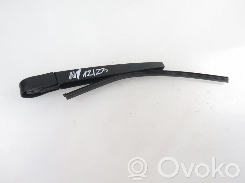 Brazo del limpiaparabrisas trasero   7118206,7118206