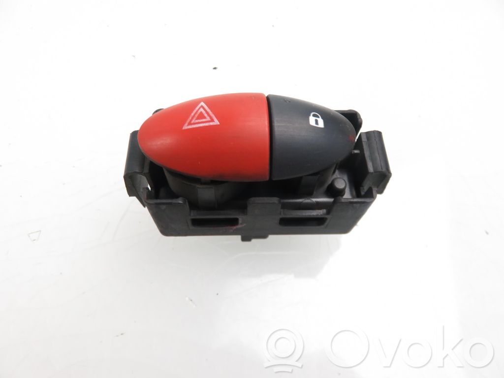 Hazard light switch   8200483813,8200483813