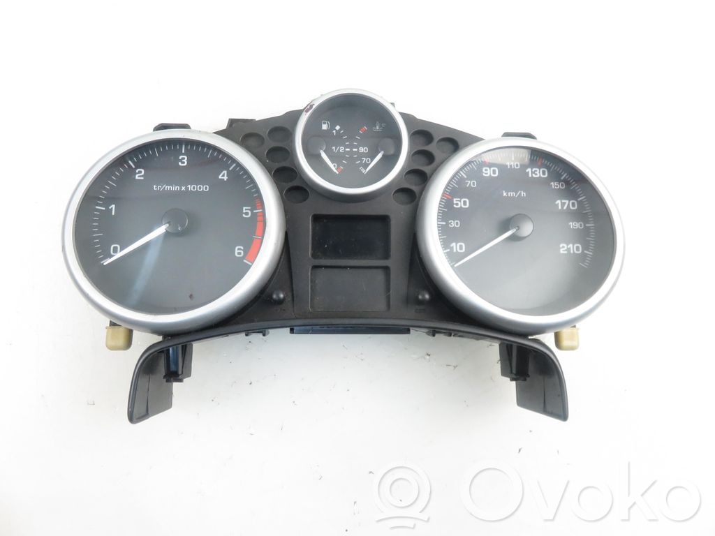 Peugeot 207 Nopeusmittari (mittaristo)