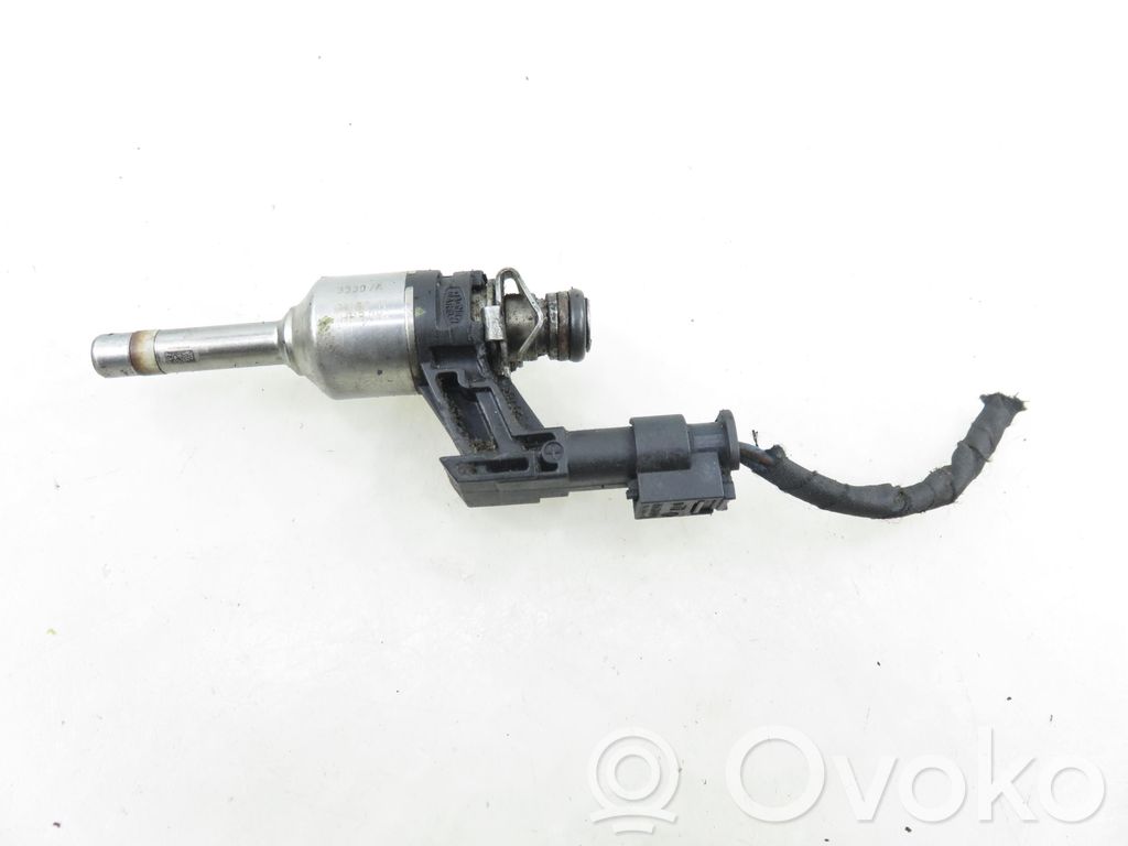Skoda Fabia Mk2 (5J) Wtryskiwacz paliwa 