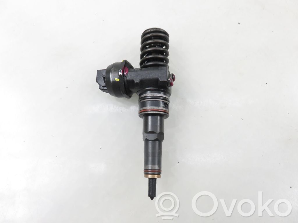 Injector combustibil   0414720037,038130073AJ,038130073AJ,0414720037