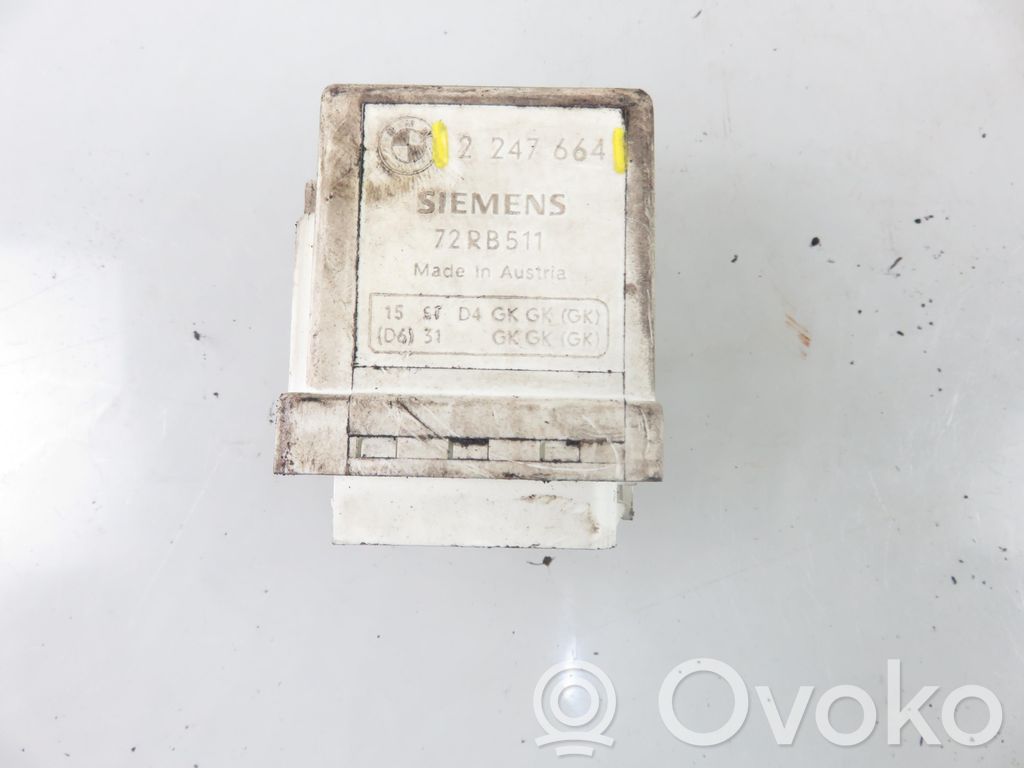 Kvēlsveču relejs   2247664,2247664