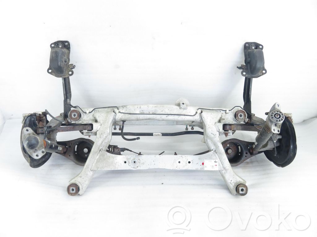 Volkswagen PASSAT B6 Hinterachse Achsträger 