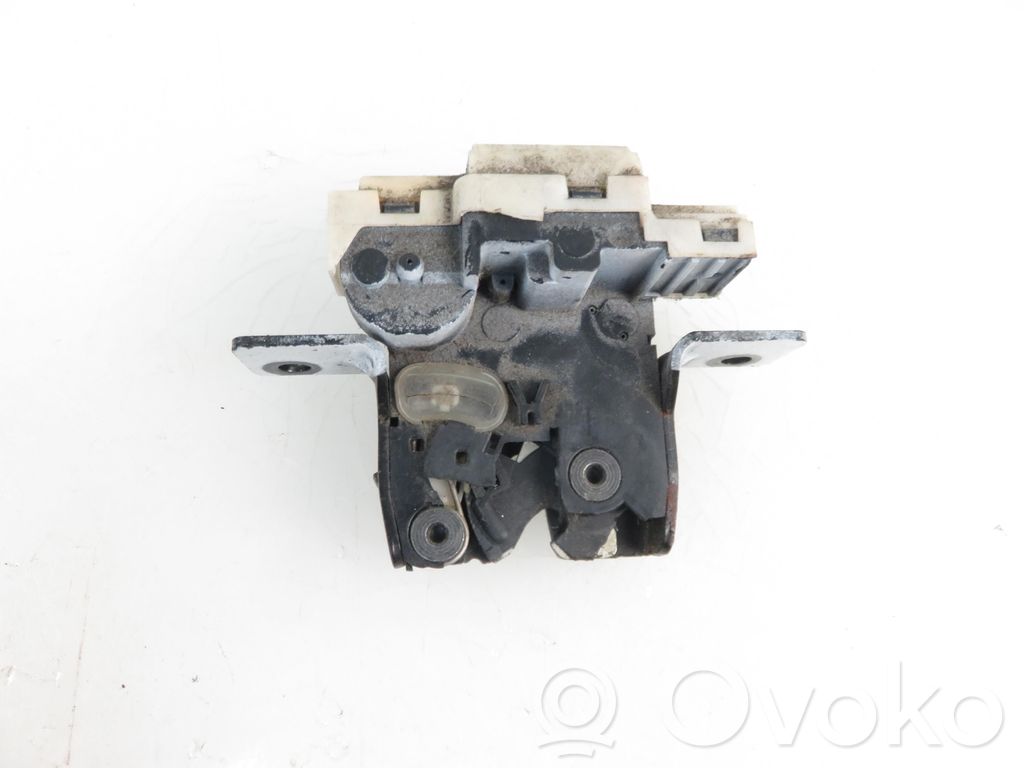 Tailgate/trunk/boot lock/catch/latch   8200076240K,8200076240K