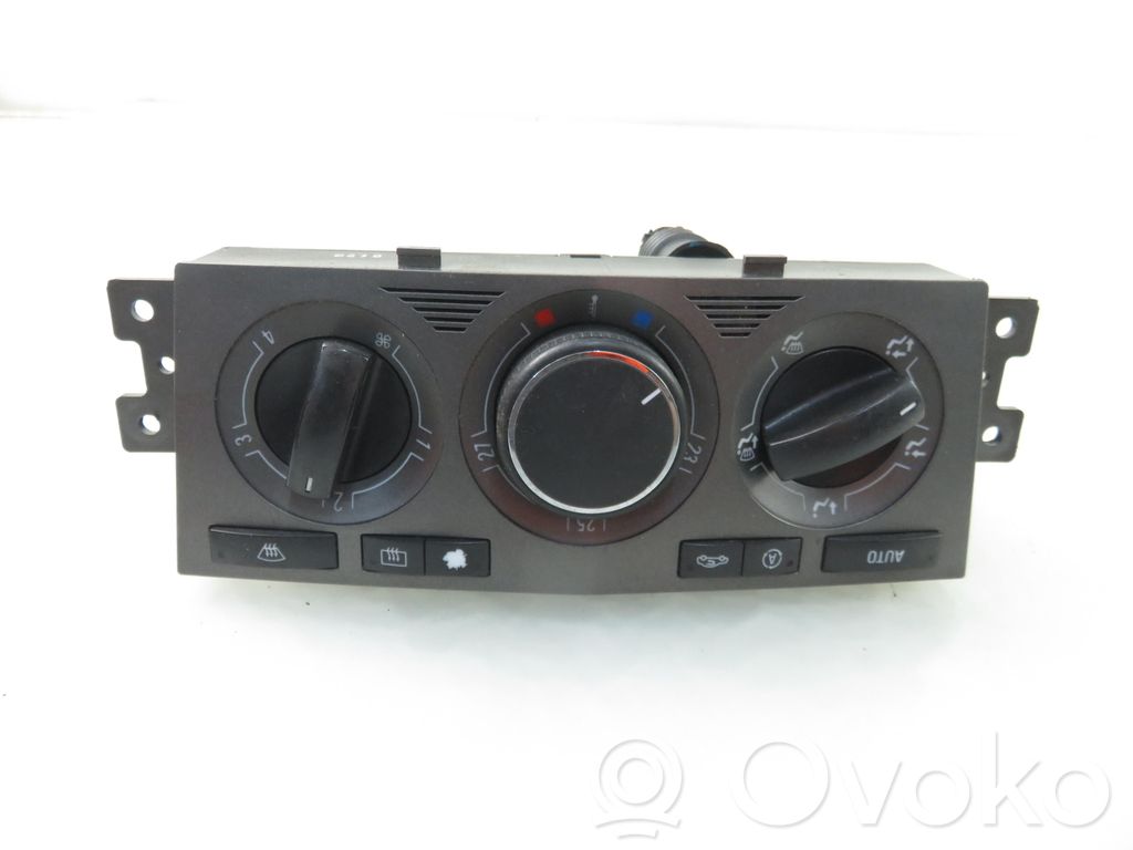 Opel Antara Interior fan control switch 