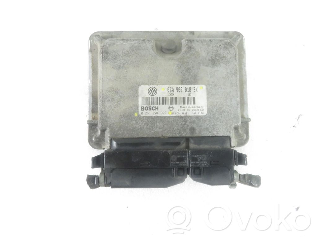 Volkswagen Golf IV Engine control unit/module 
