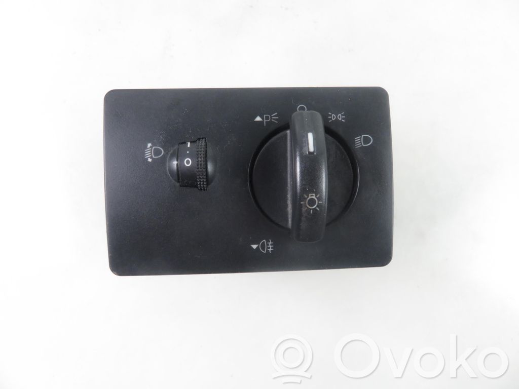 Light switch   4M5T13A024F,4M5T13A024F