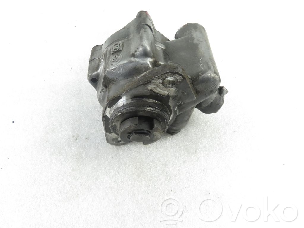Renault Master II Power steering pump 