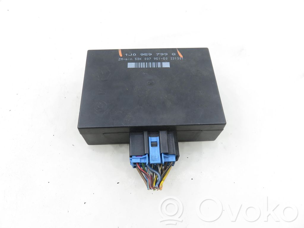 Modul de control caroserie central   1J0959799Q,1J0959799Q