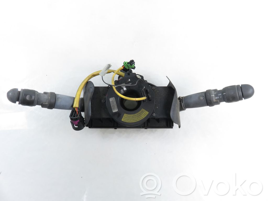 Iveco Daily 35.8 - 9 Commodo, commande essuie-glace/phare 