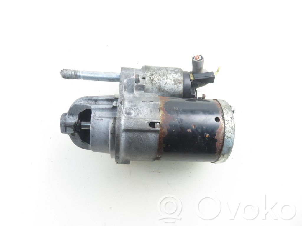 Suzuki Swift I Starteris 