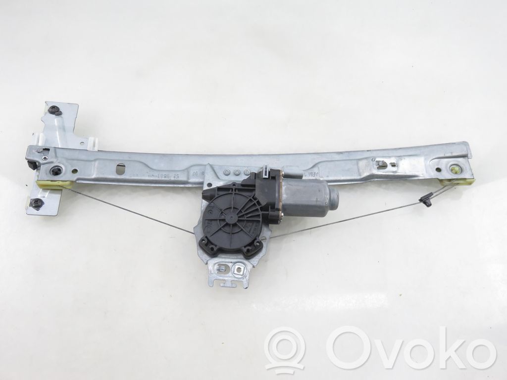 Peugeot 207 Regulador de puerta delantera con motor