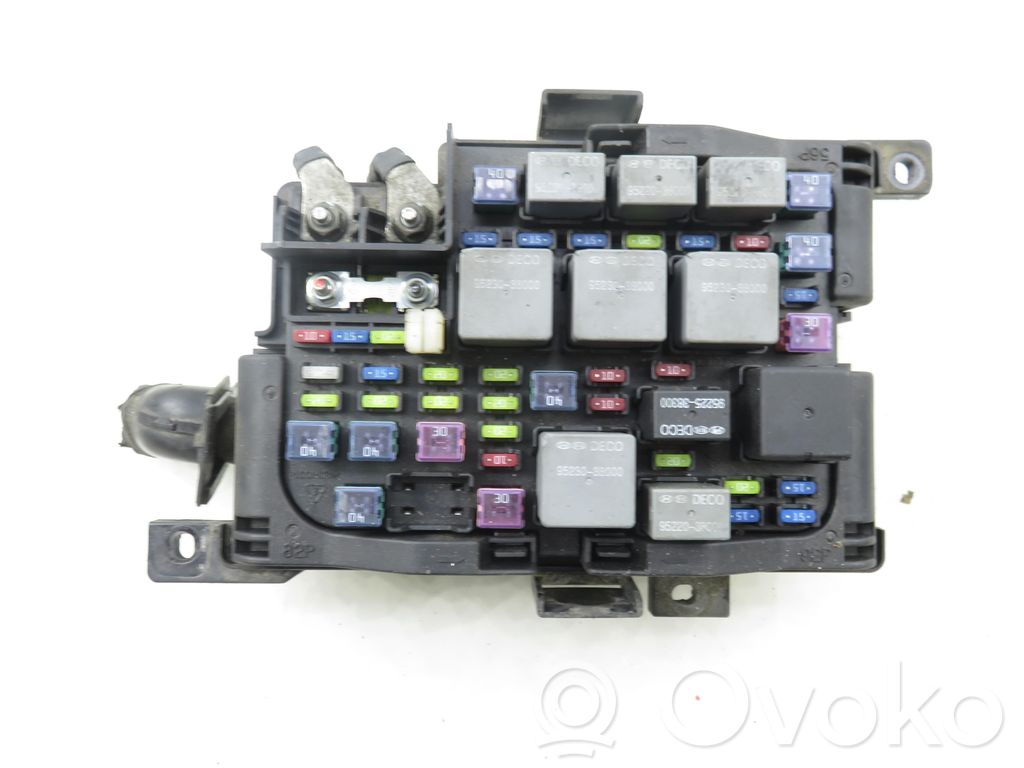 KIA Carens III BSM Control unit 