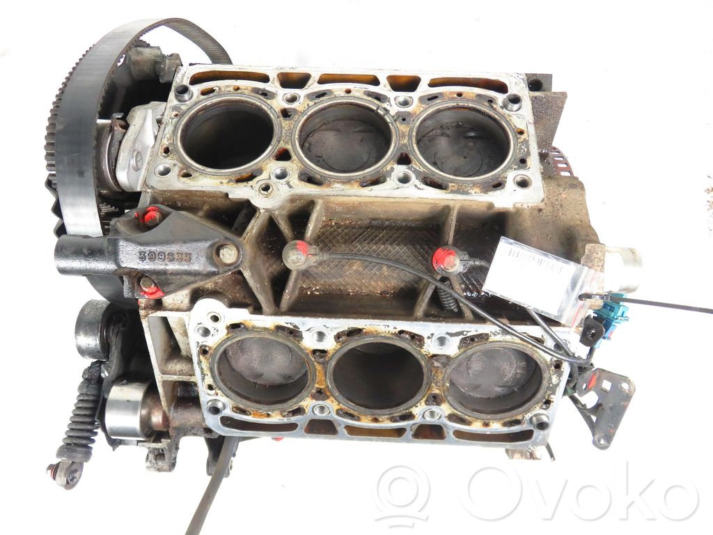 Peugeot 407 Engine block 