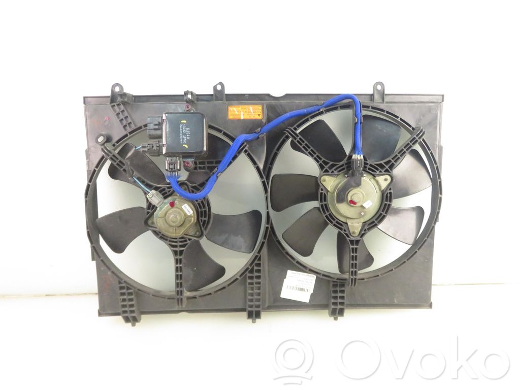 Mitsubishi Outlander Ventilatoru komplekts 