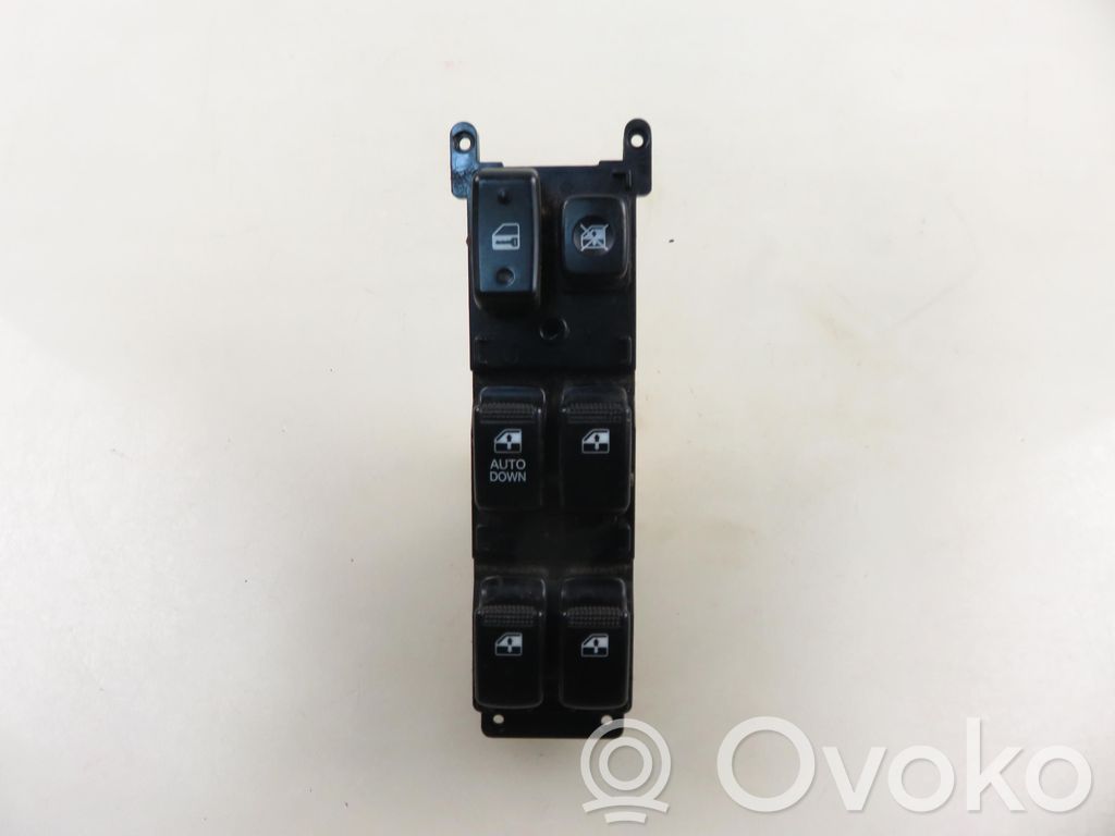 KIA Rio Electric window control switch 