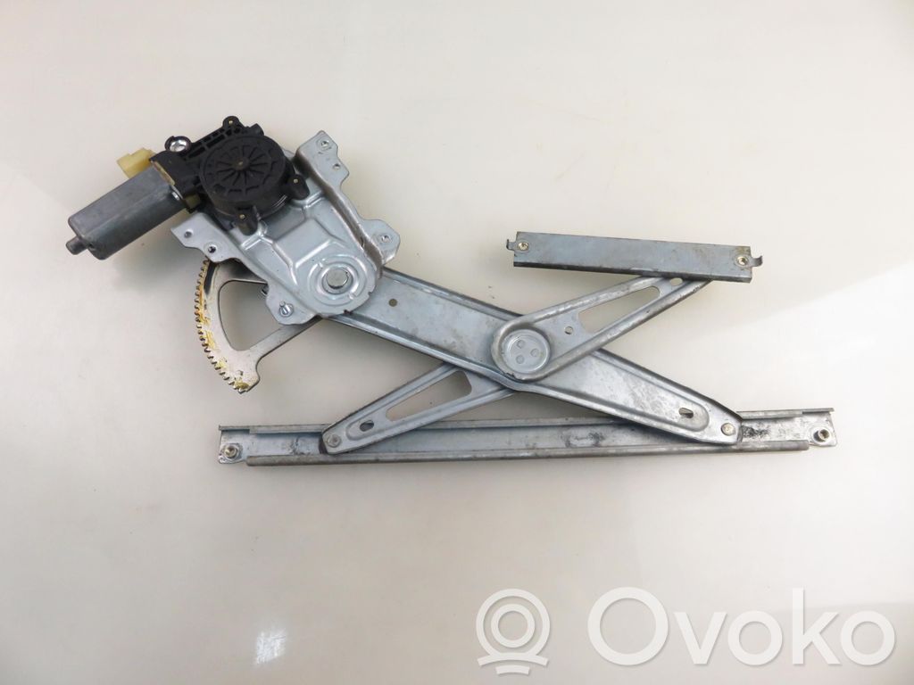 Toyota Yaris Macara ușă față cu motor 