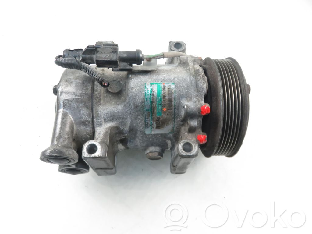Ilmastointilaitteen kompressorin pumppu (A/C)   2S6119D629A,2S6119D629A