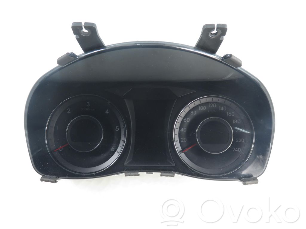 Hyundai i40 Geschwindigkeitsmesser Cockpit 