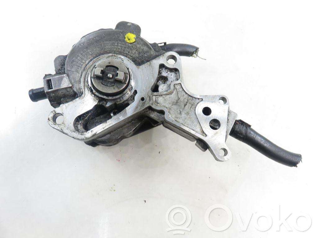 Audi A4 S4 B6 8E 8H Pompa podciśnienia / Vacum 
