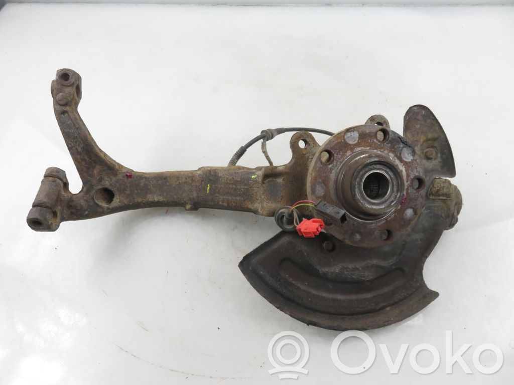 Volkswagen PASSAT B5.5 Achsschenkel vorne 