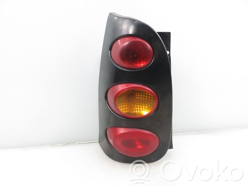 Lancia Y 840 Luci posteriori
