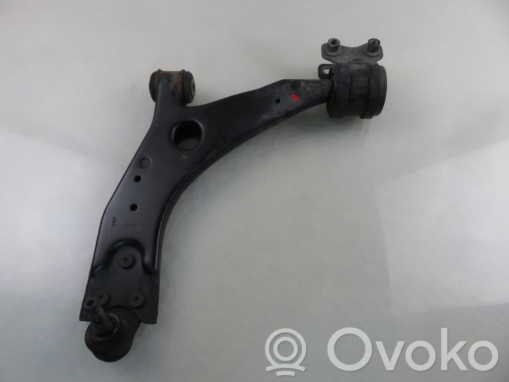Ford Focus Etutukivarsi 