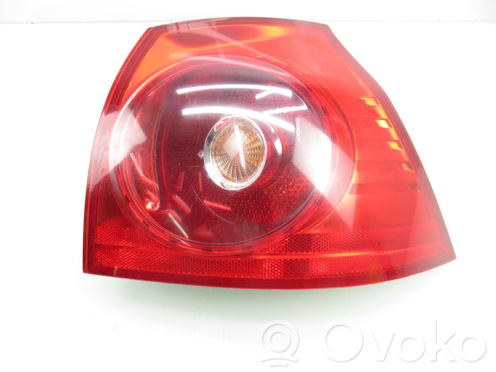 Volkswagen Golf V Lampa tylna
