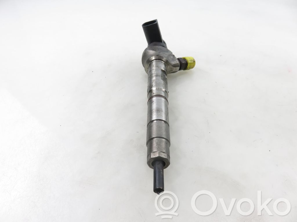 Audi A4 S4 B9 8W Injektor Einspritzdüse