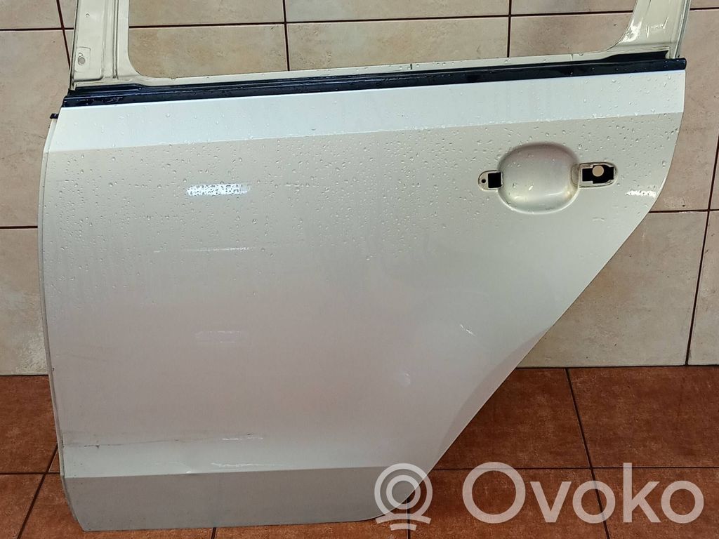 Puerta trasera   1S4833311E