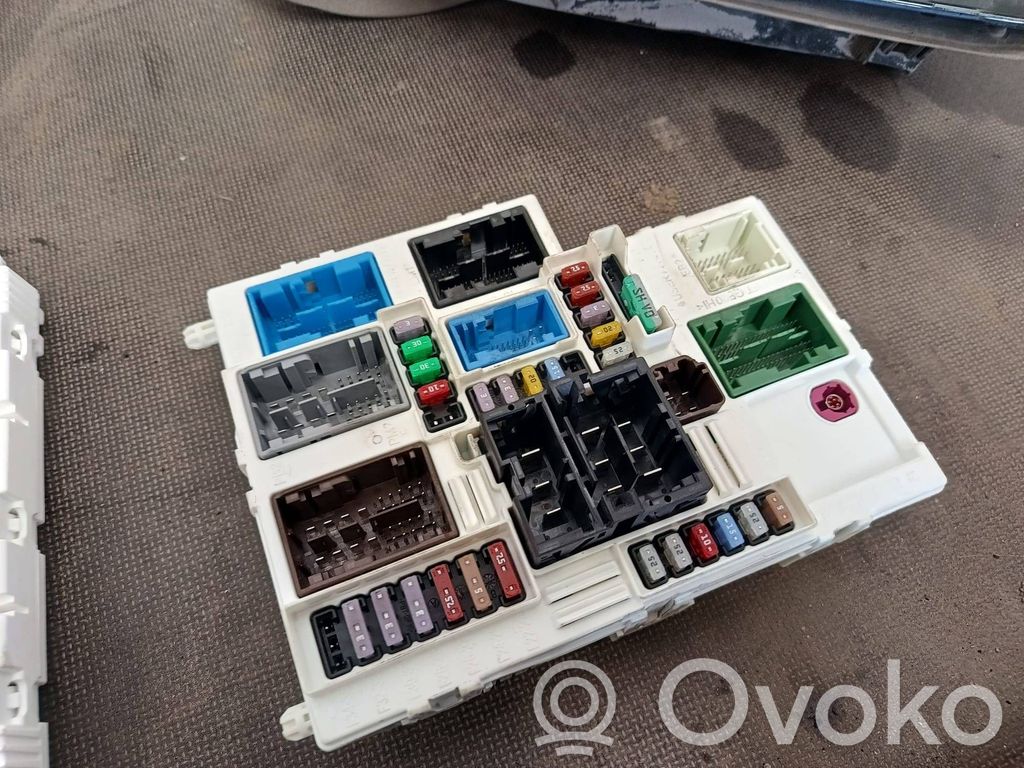 Opel Astra L Set cutie siguranțe 