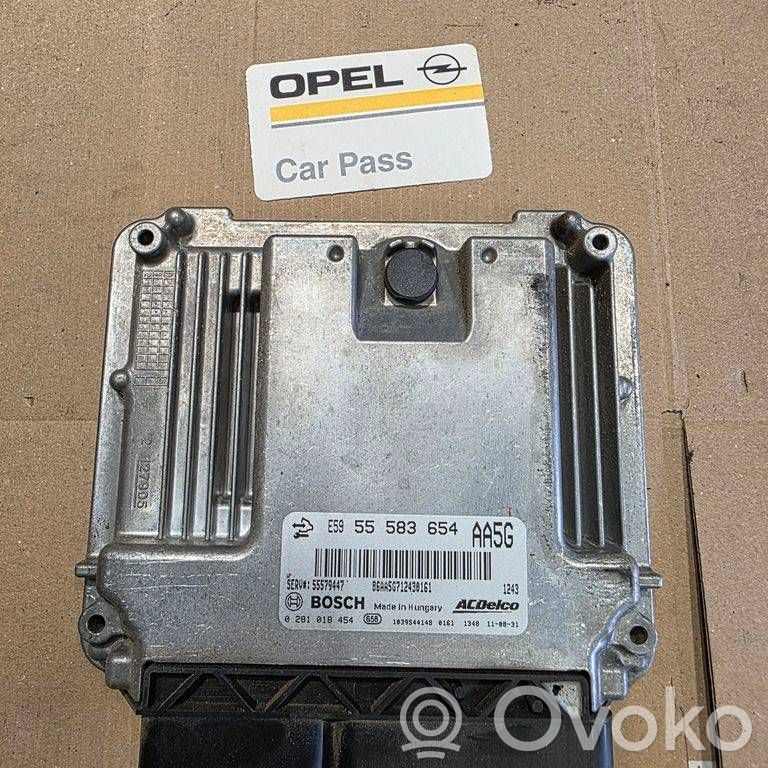 Engine control unit/module   55583654,55579447,0281018454