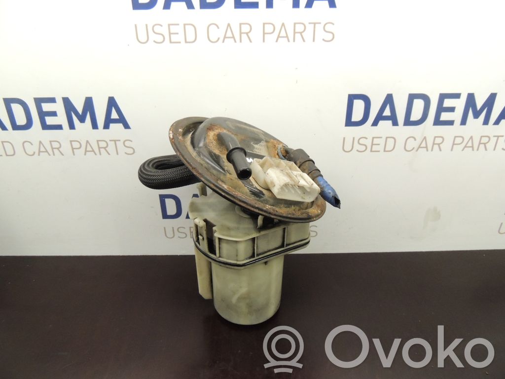 Bomba interna de combustible   D147
