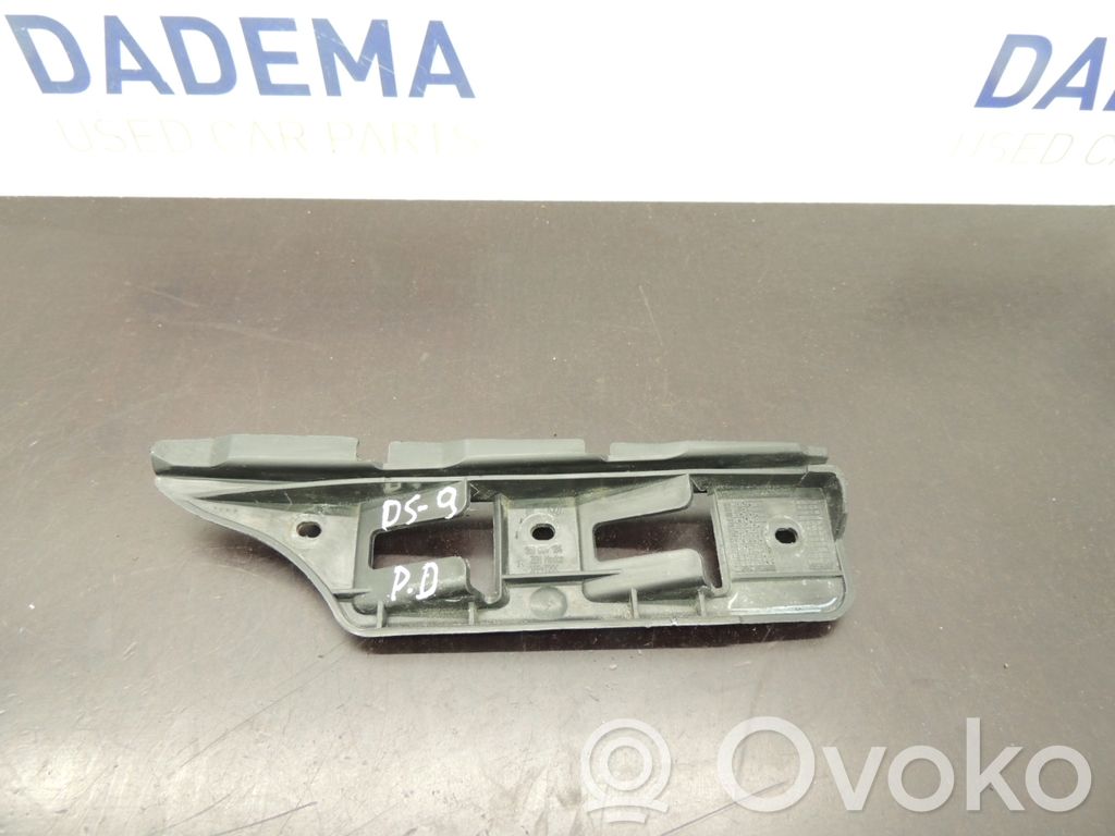 Volkswagen Golf V Support de montage de pare-chocs avant 
