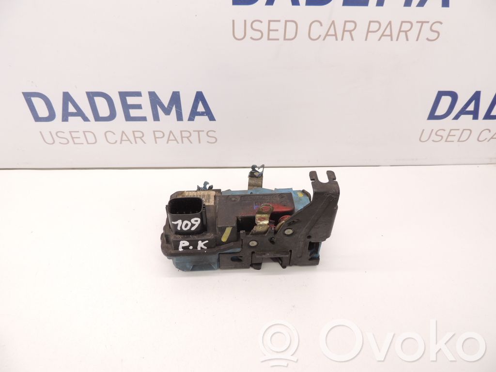 Etuoven lukko   D109
