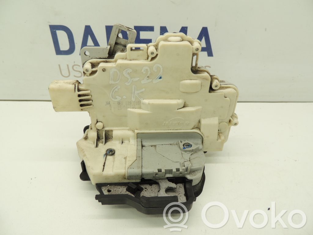 Audi A4 S4 B7 8E 8H Serratura portiera posteriore 