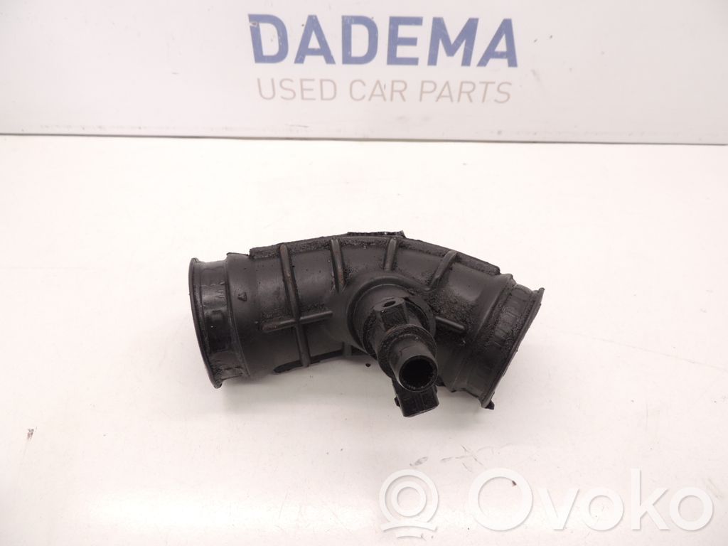 Volvo S60 Turboahtimen ilmanoton letku 