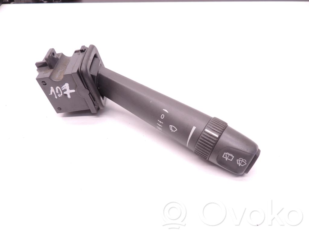 Volvo V70 Palanca de control del limpiaparabrisas 